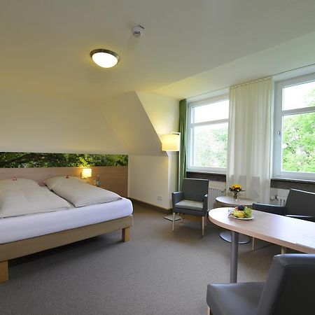 Tagungszentrum Schmerlenbach Hoesbach Exterior photo